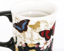 Load image into Gallery viewer, Perfect Cup Floral Safari
