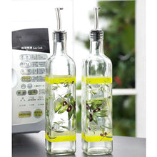 Load image into Gallery viewer, MARIN Glass Oil Bottle Set of 2 Olives
